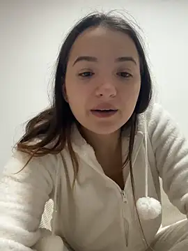 Snapshot of MissMay chatting on 10-03-25, 09:28 MissMay online show from 10-03-25, 09:28