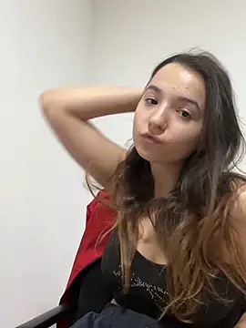 Snapshot of MissMay chatting on 10-20-25, 03:01 MissMay online show from 10-20-25, 03:01