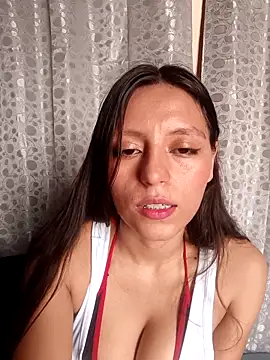 Lahila  online show from 09-16-25, 03:13