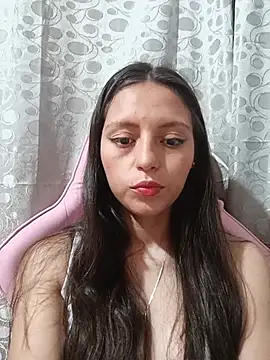 Lahila  online show from 06-26-26, 03:38
