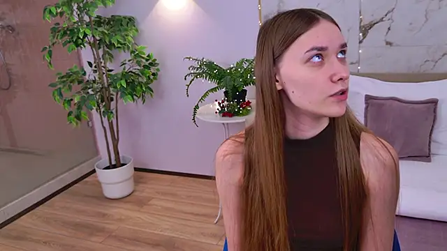 AmadaReine online show from 12-19-25, 04:14