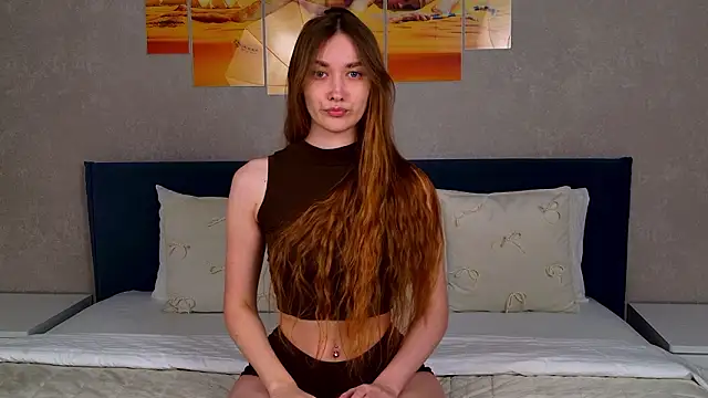 AmadaReine online show from 03-13-26, 04:46