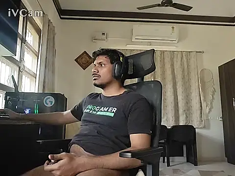 Snapshot of Bakasur_19 chatting on 01-09-26, 09:01 Bakasur 19 online show from 01-09-26, 09:01