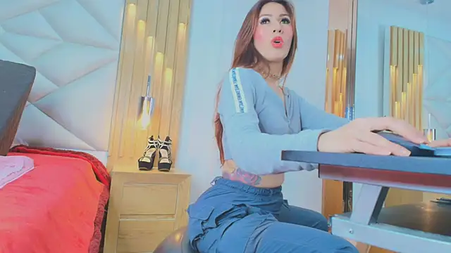 Rose Nichols online show from 11-26-25, 03:18