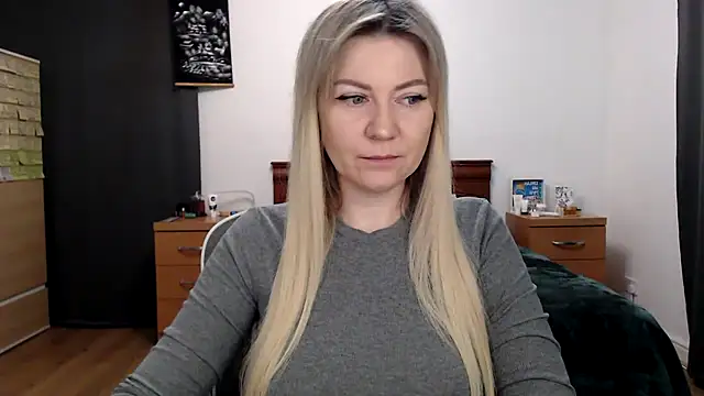 ParadiseAlina online show from 01-18-26, 04:33