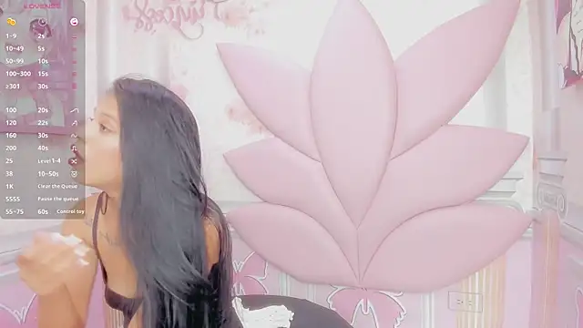 miaskinny20 online show from 10-12-25, 11:42