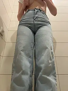 Cumonmme online show from 11-16-25, 10:48