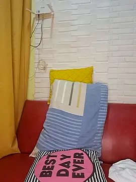 hotlyn45 online show from 03-17-26, 01:47