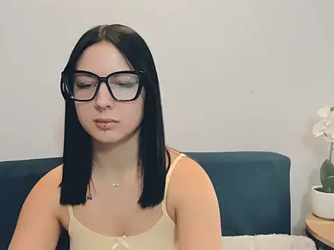 Snapshot of TaliaAdorable chatting on 02-15-26, 08:02 TaliaAdorable online show from 02-15-26, 08:02