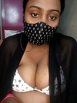 Snapshot of Schii69 chatting on 12-21-25, 07:10 Schii69 online show from 12-21-25, 07:10