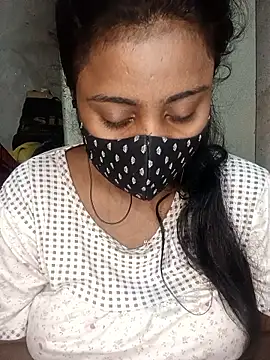 Snapshot of Schii69 chatting on 01-11-26, 11:10 Schii69 online show from 01-11-26, 11:10