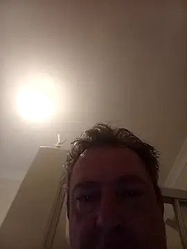 chris7706 online show from 11-11-25, 04:45