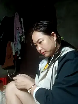 Snapshot of suki-lady chatting on 11-23-25, 03:06 suki-lady online show from 11-23-25, 03:06