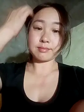 Snapshot of suki-lady chatting on 11-24-25, 11:32 suki-lady online show from 11-24-25, 11:32