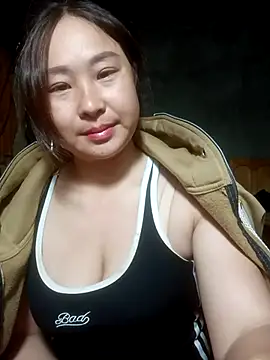 Snapshot of suki-lady chatting on 12-16-25, 09:47 suki-lady online show from 12-16-25, 09:47