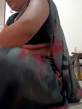 Snapshot of monu_bhabi chatting on 02-07-26, 03:54 monu bhabi online show from 02-07-26, 03:54