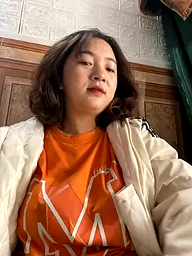 Lonnina online show from 12-04-25, 01:59