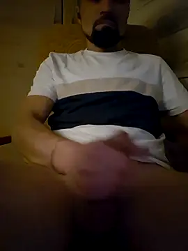 Snapshot of AndrewXSky chatting on 01-18-26, 10:57 AndrewXSky online show from 01-18-26, 10:57