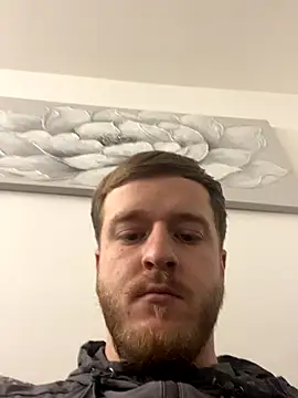 Girthyone20 online show from 10-19-25, 06:36