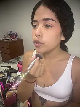 Snapshot of KarimAnxiex chatting on 09-28-25, 08:25 KarimAnxiex online show from 09-28-25, 08:25