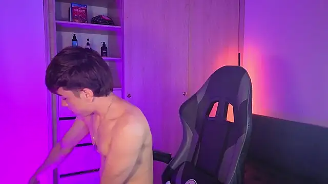 onlinenico online show from 11-12-25, 11:03