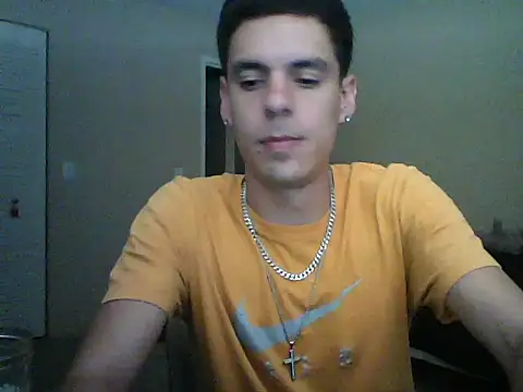 Snapshot of latinosatiro94 chatting on 09-14-25, 12:21 latinosatiro94 online show from 09-14-25, 12:21