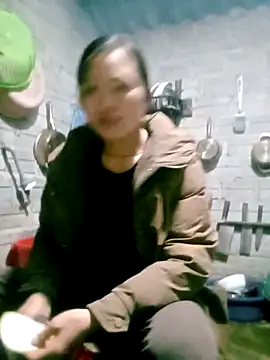 ngan-cute online show from 12-04-25, 09:18