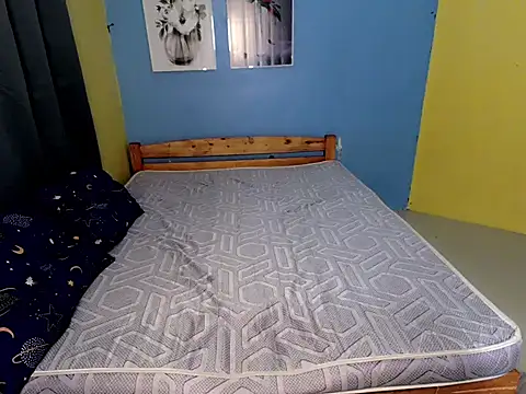 Petite HugeCock online show from 05-25-26, 11:05