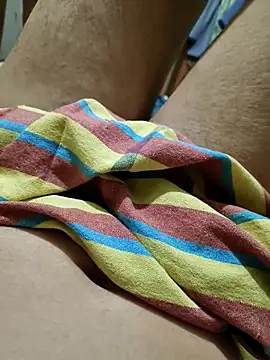 Snapshot of sakshi-44 chatting on 02-20-26, 12:18 sakshi-44 online show from 02-20-26, 12:18