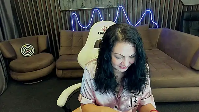 IrisMoonn online show from 09-24-25, 06:33