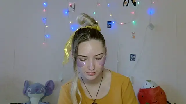  kikiclark   online show from 09-10-25, 07:19