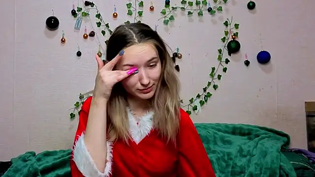  kikiclark   online show from 01-10-26, 06:42