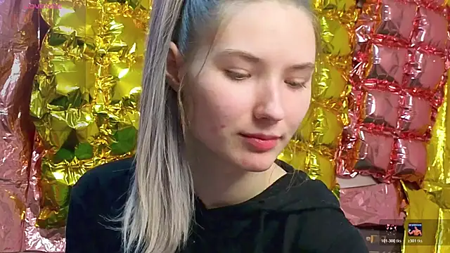  kikiclark   online show from 04-19-26, 08:11