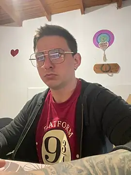 Snapshot of SantyPlayBig chatting on 03-19-26, 11:25 SantyPlayBig online show from 03-19-26, 11:25