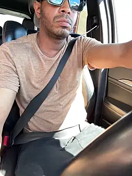 Jariushot3 online show from 04-18-26, 07:07