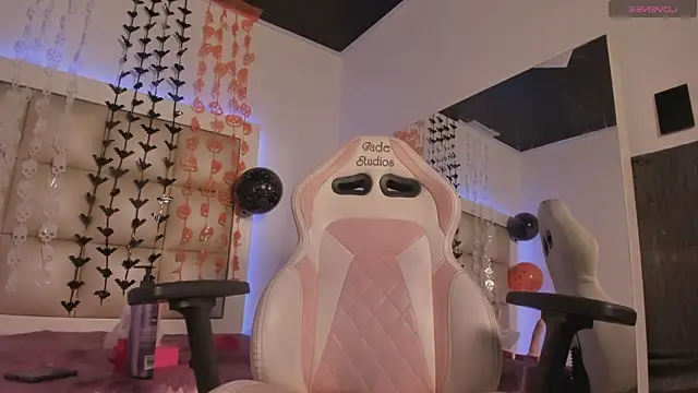 Valkiria js online show from 10-08-25, 08:06