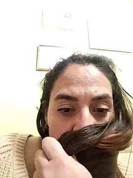 Snapshot of denissebombon chatting on 02-03-26, 02:53 denissebombon online show from 02-03-26, 02:53