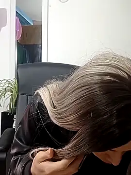 Andy Roses online show from 02-09-26, 01:04