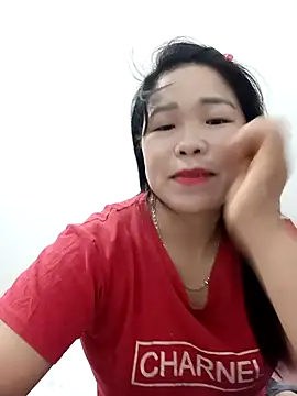 Snapshot of sumy-00 chatting on 04-20-26, 02:31 sumy-00 online show from 04-20-26, 02:31