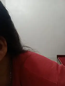 Snapshot of sumy-00 chatting on 05-14-26, 04:36 sumy-00 online show from 05-14-26, 04:36
