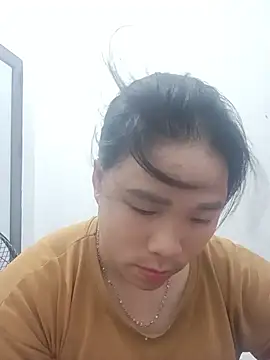 Snapshot of sumy-00 chatting on 05-23-26, 05:17 sumy-00 online show from 05-23-26, 05:17