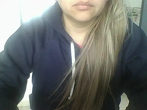 Snapshot of Valery__Rouse_ chatting on 09-10-25, 02:50 Valery Rouse online show from 09-10-25, 02:50