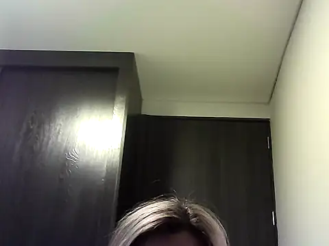 Snapshot of Valery__Rouse_ chatting on 10-05-25, 09:56 Valery Rouse online show from 10-05-25, 09:56