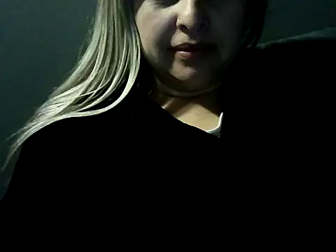 Snapshot of Valery__Rouse_ chatting on 10-24-25, 11:50 Valery Rouse online show from 10-24-25, 11:50