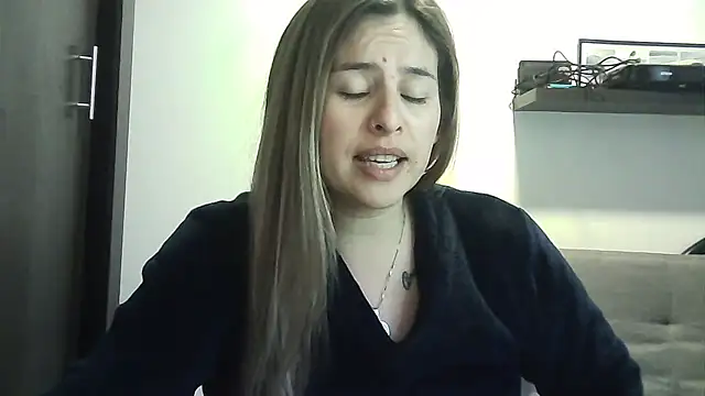 Valery  Rouse  online show from 05-03-26, 08:59