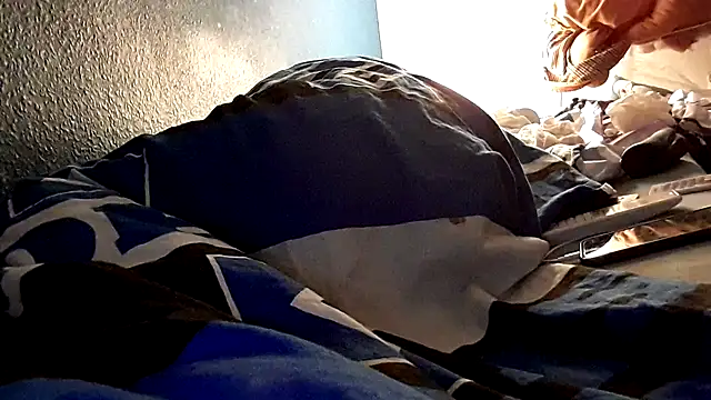 GeilerHSVFAN1989 online show from 12-22-25, 04:09