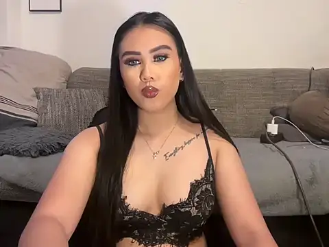 Snapshot of EclipseX_ chatting on 10-30-25, 09:04 EclipseX  online show from 10-30-25, 09:04