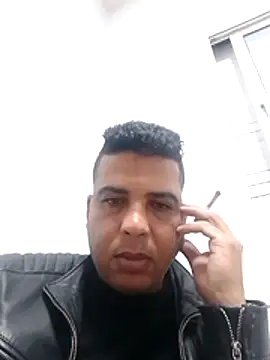 Snapshot of radois54 chatting on 05-04-26, 11:23 radois54 online show from 05-04-26, 11:23