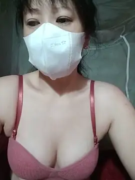 Snapshot of VanGau031694 chatting on 06-16-26, 12:02 VanGau031694 online show from 06-16-26, 12:02
