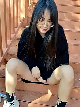 shaoshao-7758 online show from 11-20-25, 04:01